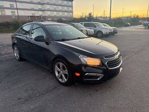 Used 2015 Chevrolet Cruze LT image 7