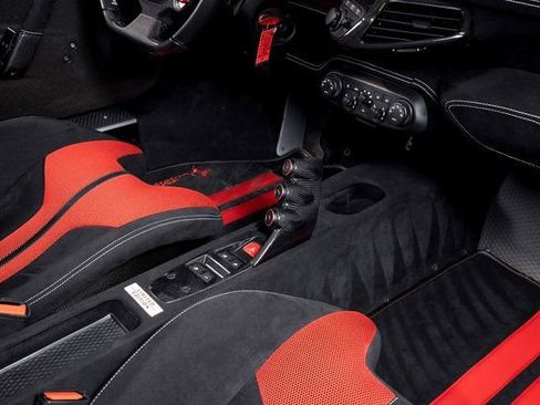 Certified 2015 Ferrari 458 Speciale A image 59