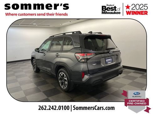Used 2026 Subaru Forester Premium AWD/4WD image 4