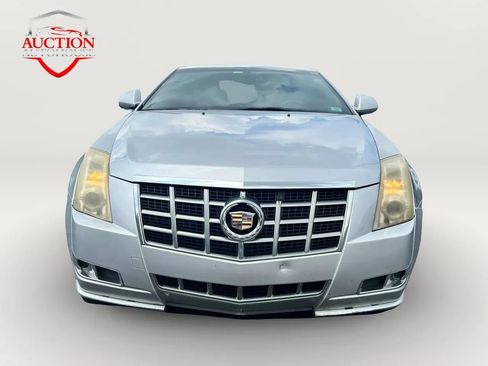 Used 2013 Cadillac CTS Performance RWD image 2