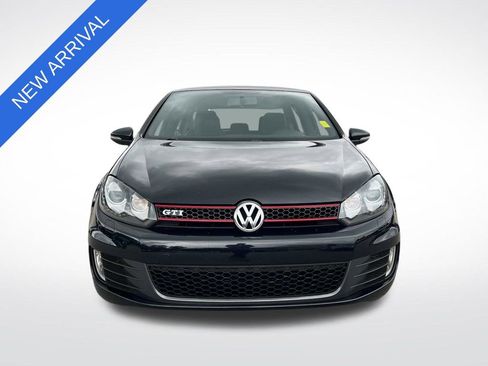 Used 2013 Volkswagen GTI Driver's Edition FWD image 8