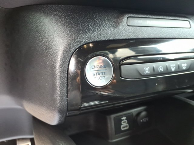 Certified 2024 Ford Escape ST-Line AWD/4WD image 21