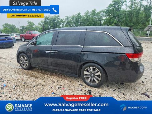 Used 2015 Honda Odyssey Touring image 3