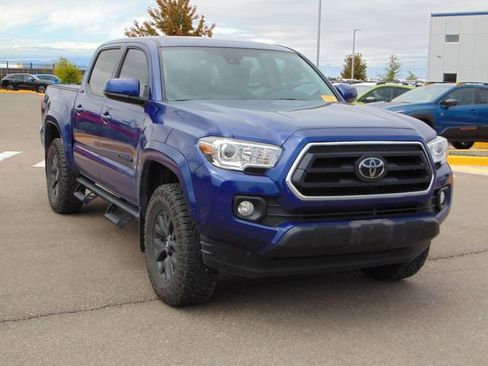Used 2023 Toyota Tacoma SR5 RWD image 9