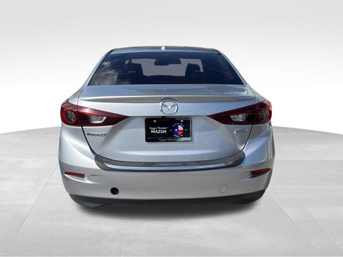 Used 2018 MAZDA MAZDA3 Touring FWD image 6