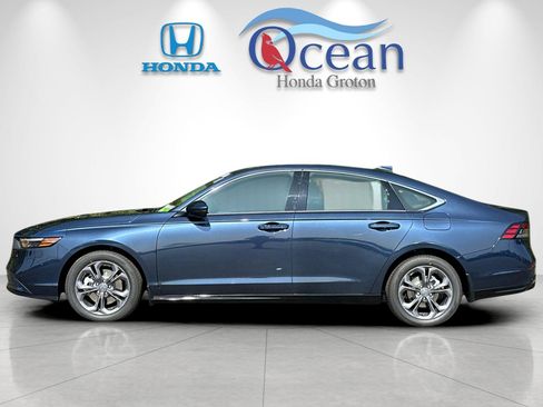 New 2025 Honda Accord EX-L image 2