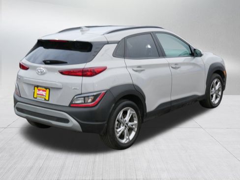Used 2023 Hyundai Kona SEL image 7