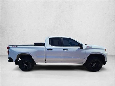 Used 2019 Chevrolet Silverado 1500 Custom Trail Boss w/ Custom Convenience Package AWD/4WD image 4
