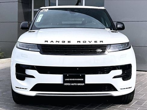 Used 2024 Land Rover Range Rover Sport Dynamic SE image 2