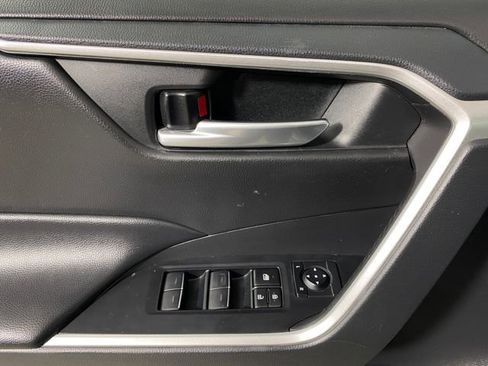 Used 2023 Toyota RAV4 XLE FWD image 21