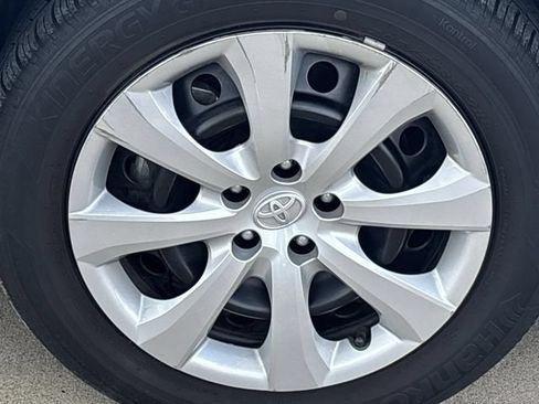 Used 2024 Toyota Corolla LE FWD image 10