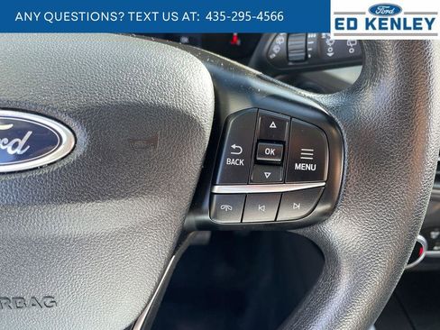 Used 2025 Ford Escape Active AWD/4WD image 18