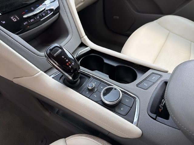 Used 2021 Cadillac XT6 Premium Luxury FWD image 34