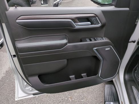 Certified 2022 Chevrolet Silverado 1500 LTZ w/ LTZ Premium Package image 22