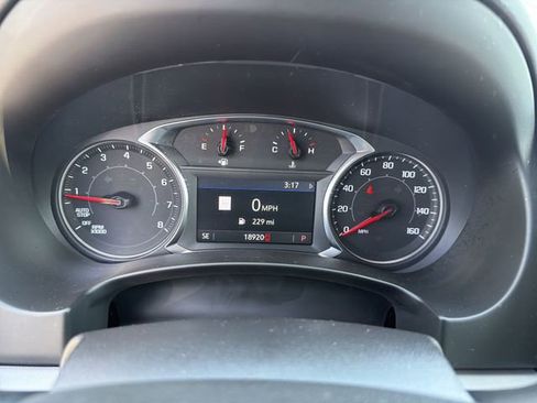 Certified 2024 GMC Terrain SLT w/ Infotainment Package II AWD/4WD image 11