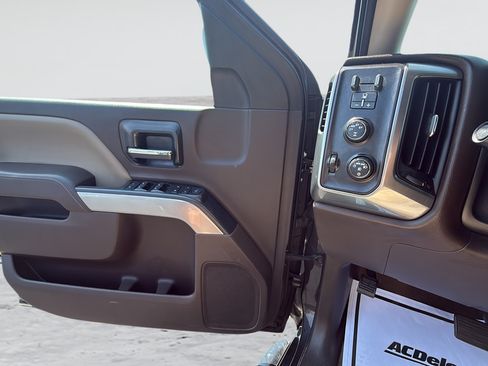 Used 2015 Chevrolet Silverado 1500 LT w/ All Star Edition AWD/4WD image 25