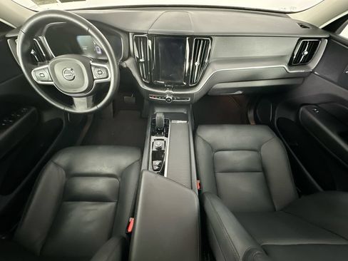 Used 2024 Volvo XC60 B5 Core w/ Climate Package AWD/4WD image 10