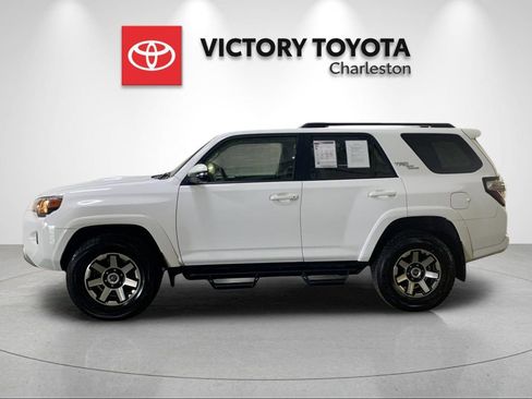Used 2023 Toyota 4Runner TRD Off-Road Premium w/ Off Road Premium Plus Package AWD/4WD image 2