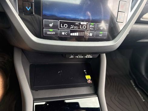 Used 2025 Subaru Forester Limited AWD/4WD image 31