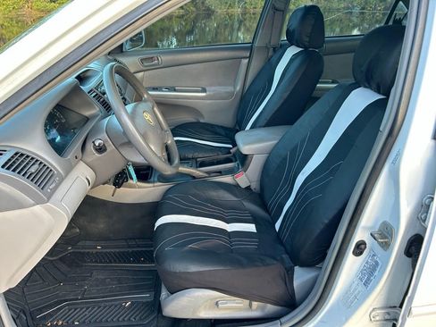 Used 2003 Toyota Camry LE image 14
