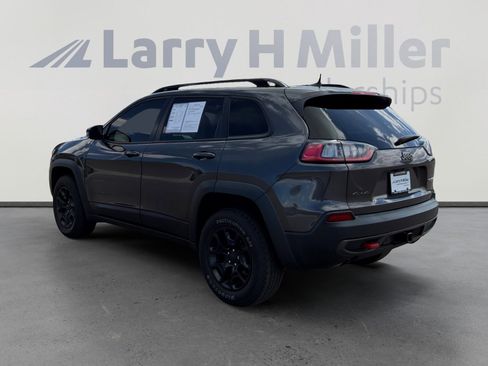 Used 2022 Jeep Cherokee Trailhawk w/ Sound & Nav Group AWD/4WD image 4