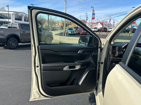 Used 2025 Ford Ranger XLT w/ Equipment Group 301A High image 17