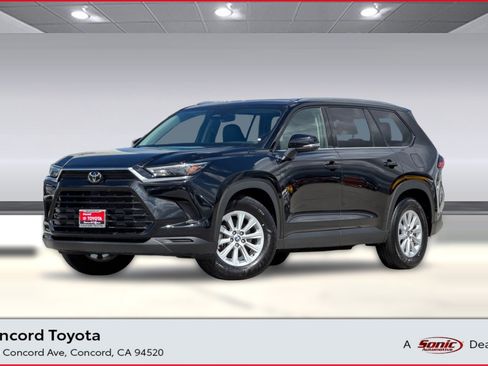 Used 2025 Toyota Grand Highlander FWD image 1