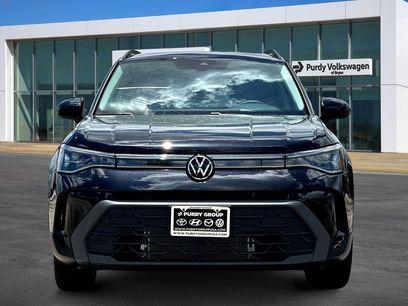 New 2026 Volkswagen Taos SE
