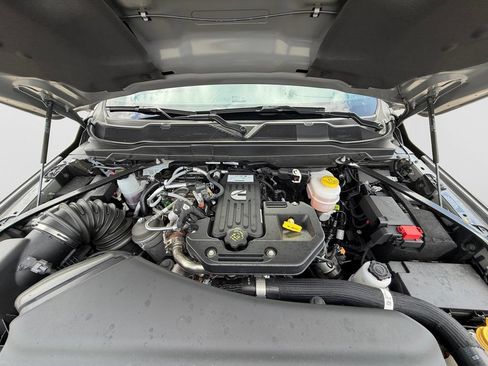 Used 2025 RAM 3500 Limited AWD/4WD image 21