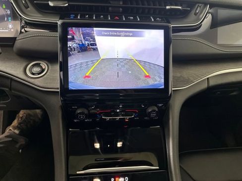 Used 2023 Jeep Grand Cherokee 4WD 4xe image 22