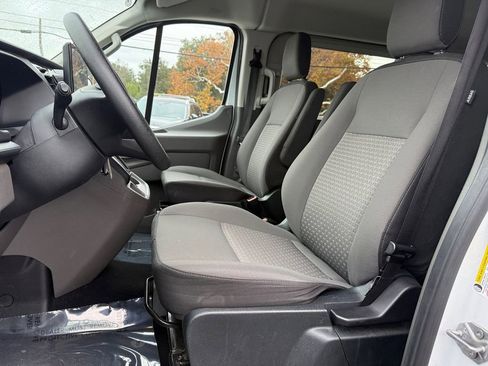 Used 2023 Ford Transit 350 XLT image 13