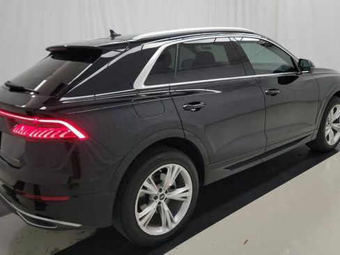 Used 2023 Audi Q8 Premium w/ Convenience Package image 4