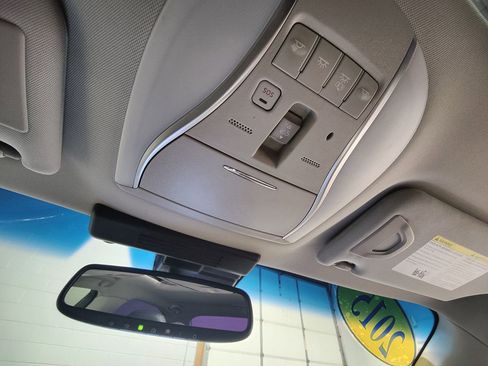 Used 2015 INFINITI Q70 L 3.7 w/ Technology Package image 39