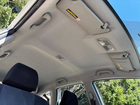 Used 2010 Honda Fit Sport image 19