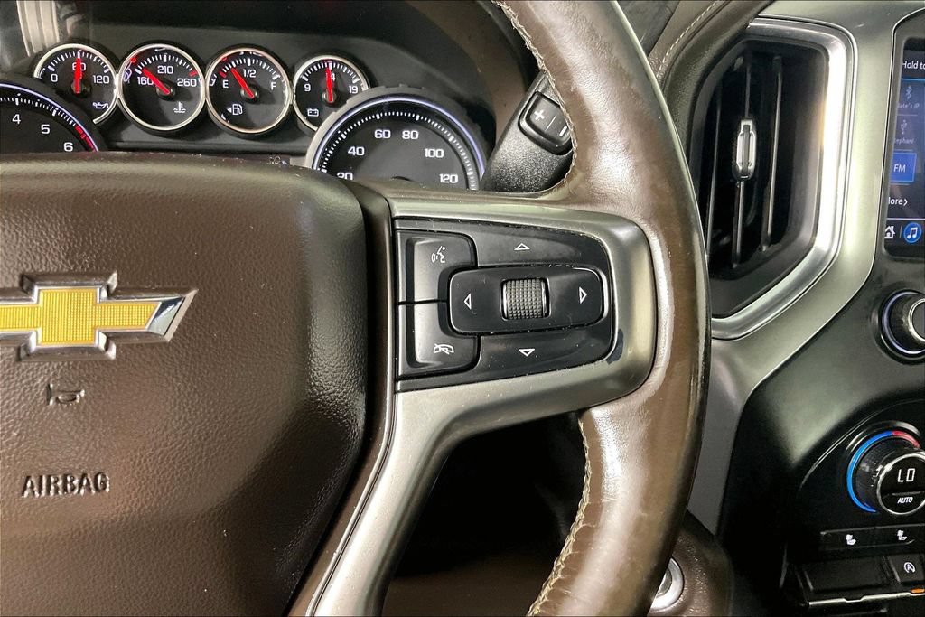 Certified 2019 Chevrolet Silverado 1500 LT w/ Convenience Package AWD/4WD image 11