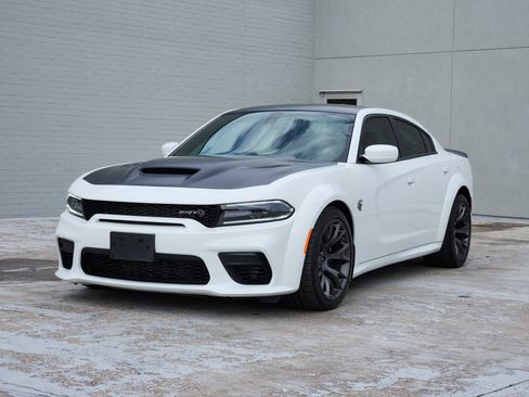 Used 2021 Dodge Charger SRT Hellcat RWD image 4