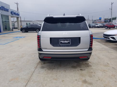 New 2026 Hyundai Palisade SEL FWD image 6