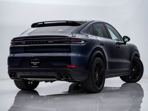 Certified 2026 Porsche Cayenne S AWD/4WD image 12