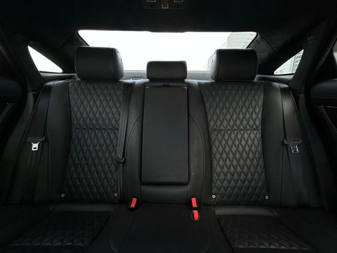 Used 2019 Jaguar XJ L Portfolio image 23