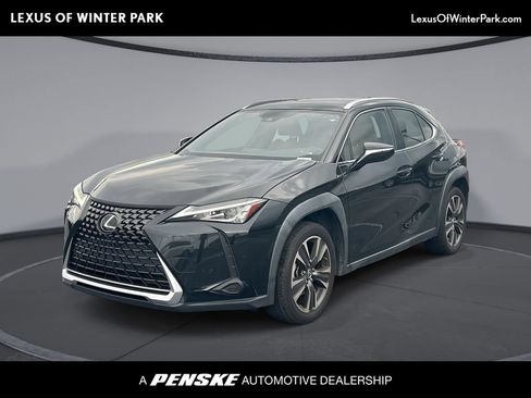 Used 2021 Lexus UX 200 w/ Accessory Package (Z2) FWD image 1
