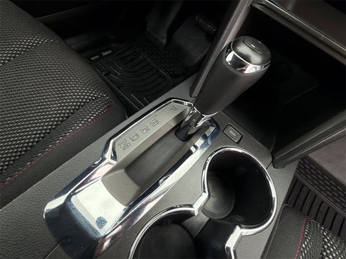 Used 2016 Chevrolet Equinox LS image 9