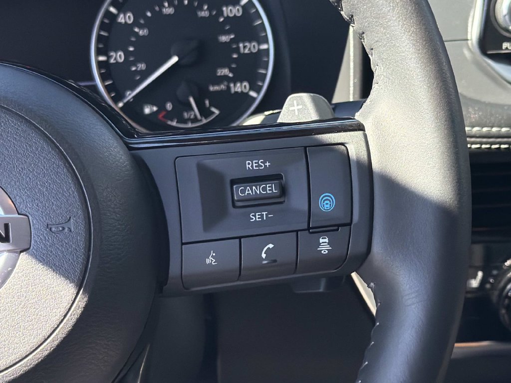 Used 2021 Nissan Rogue SV w/ Premium Package FWD image 11