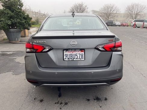 Used 2025 Nissan Versa SR w/ Trunk Package image 5