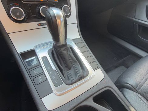 Used 2012 Volkswagen CC Sport FWD image 58