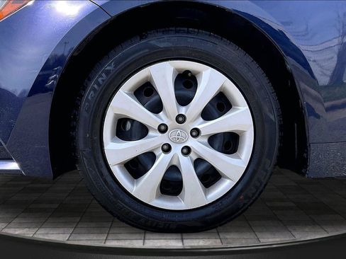 Used 2024 Toyota Corolla LE FWD image 9