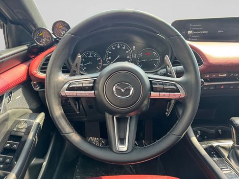 Used 2022 MAZDA MAZDA3 s image 22