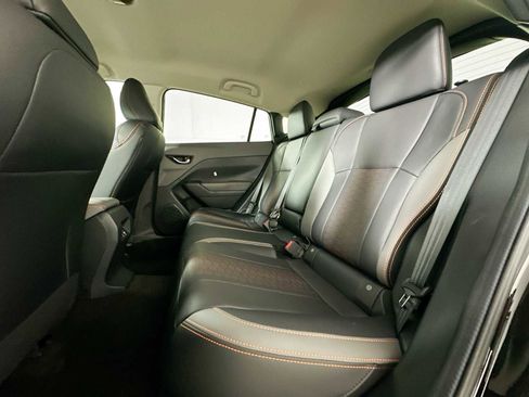 New 2025 Subaru Crosstrek 2.5i Limited w/ Popular Package #3A image 21