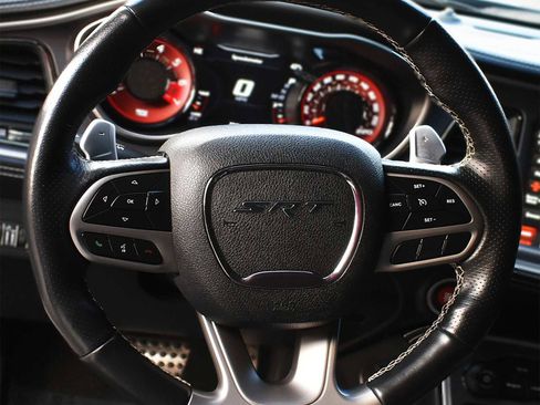 Used 2022 Dodge Challenger SRT Hellcat RWD image 17