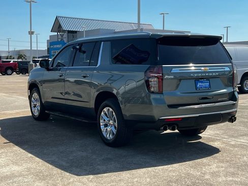 Used 2023 Chevrolet Suburban Premier image 22