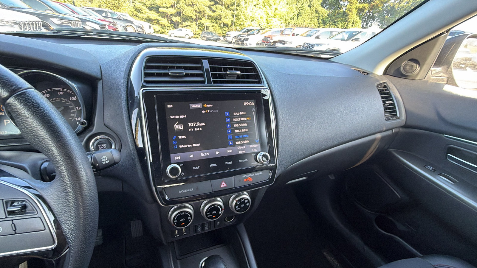 Used 2024 Mitsubishi Outlander Sport AWD image 31